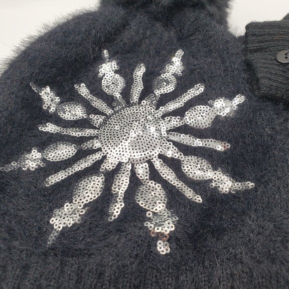 NWT ADULT SEQUIN SNOWFLAKE POM POM HAT SET - Picture 4 of 6